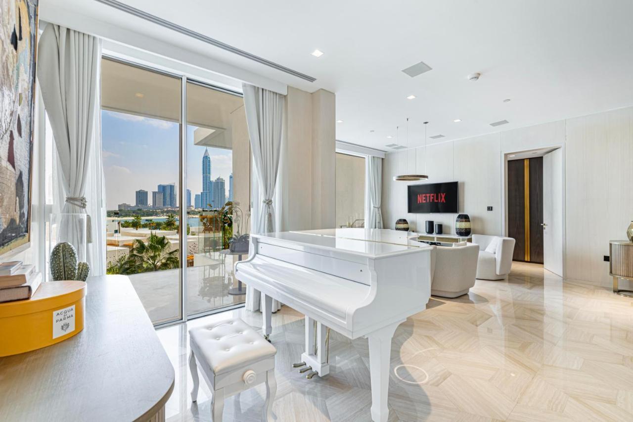 Daniels Sea View 2br In Five The Palm Jumeirah *